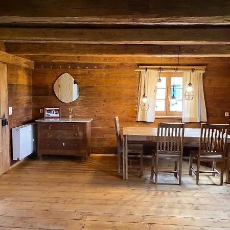 De Lux Apartment *